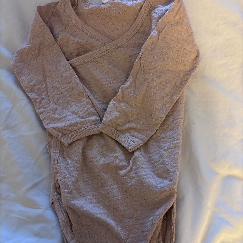 Quincy Mae Mauve Long Sleeve Wrap Onesie size 2-3T